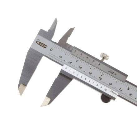 Штангенциркуль, 150 мм, 0.05 мм, нержавеющая сталь, с глубиномером Gross 31671 купить в Надыме