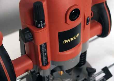 Фрезер ЭНКОР ФМЭ-1200/8Э  1/2 50260 купить в Надыме