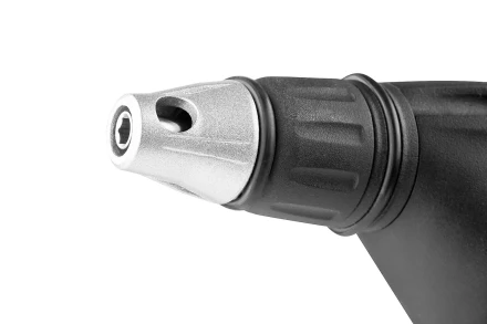 Шуруповерт ЗУБР сетевой,макс. диаметр крепежа 6мм,магнитный держатель,ремешок,0-4500об/мин,патрон HEX 1/4",550Вт ЗСШ-550 купить в Надыме