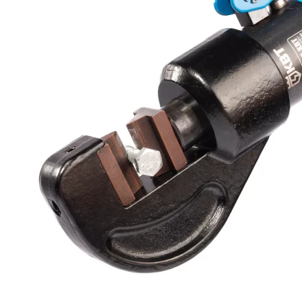 Пресс гидравлический ручной КВТ ПГР-70БР для опрессовки наконечников до 70 мм и резки болтов  до 12 мм (91807) купить в Надыме