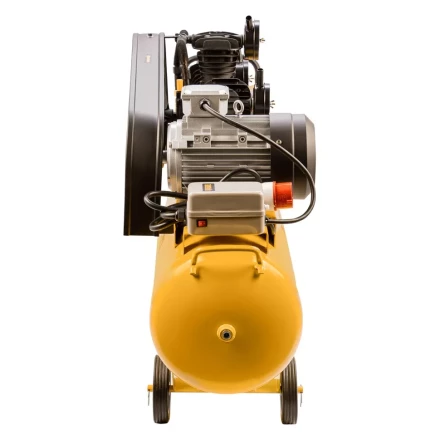 Компрессор воздушный BCW3000-T/100, ременный привод, 3.0 кВт, 100 литров, 520 л/мин Denzel 58118 купить в Надыме