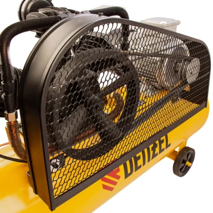 Компрессор воздушный BCW3000-T/100, ременный привод, 3.0 кВт, 100 литров, 520 л/мин Denzel 58118 купить в Надыме