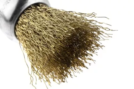 Кордщетка HAMMER кисть 25мм для дрели гофрированная латунированная сталь (207-210) купить в Надыме