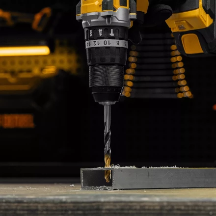 Сверло спиральное по металлу Denzel, 8,5 x 117мм, Р6М5, Golden Tip, многогранная заточка, 718283 купить в Надыме