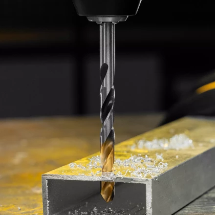 Сверло спиральное по металлу Denzel, 8,5 x 117мм, Р6М5, Golden Tip, многогранная заточка, 718283 купить в Надыме