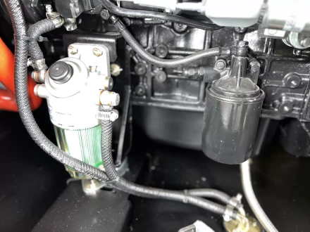 Дизельный генератор Vektor AD-30Y-T400 в шумозащитном кожухе с АВР купить в Надыме