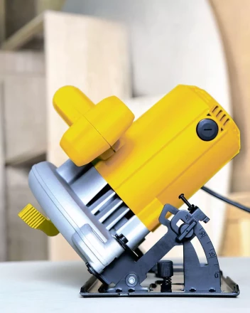 Пила дисковая STSC1618 Stanley купить в Надыме