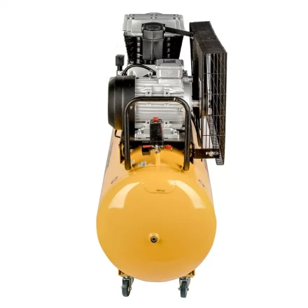 Компрессор масляный Denzel DR5500/200 ременный 58084 купить в Надыме