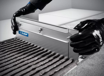 ЗУБР зуб 10*10 мм, до 600 мм, оцинкованная сталь, Раздвижная гребенка для плитки, ПРОФЕССИОНАЛ (08045-10) купить в Надыме