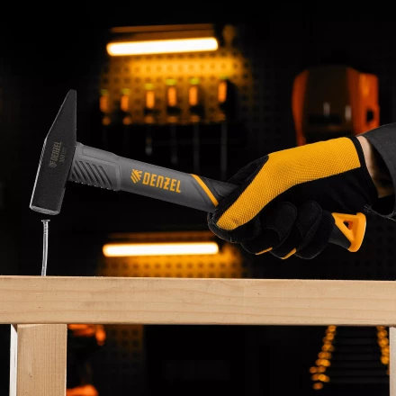 Молоток слесарный, 300 г Denzel, кованый, фибергласовая рукоятка c TPR покрытием 10483 купить в Надыме