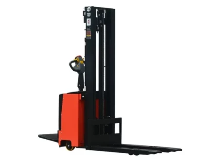 Штабелер электрический самоходный с платформой PROLIFT SDK 1556 h-5600 мм купить в Надыме