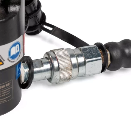 Пресс гидравлический помповый КВТ ПГ-300 для опрессовки наконечников до 300 мм (85528) купить в Надыме