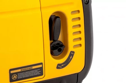 Генератор инверторный GT-2200iS, 2.2 кВт, 230 В, бак 4 л, закрытый корпус, ручной старт Denzel 94702 купить в Надыме