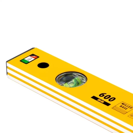 Уровень алюминиевый, 600 мм, фрезерованный, 3 глазка Denzel 33681 купить в Надыме