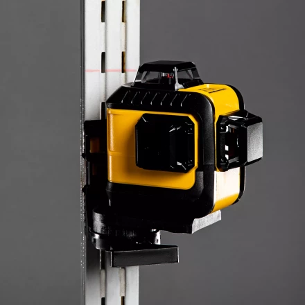 Лазерный уровень мультипризменный LX 360-3 Red, 30 м, 635 нм, аккумулятор Li 2800 мАч, резьба 5/8" Denzel 35077 купить в Надыме