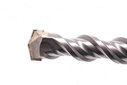 Бур по бетону Denzel, 22 x 310 мм, двойная спираль, три пылеотводящие кромки, 705053 купить в Надыме
