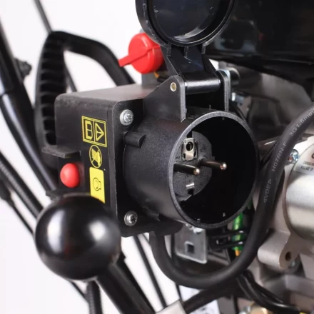 Гусеничный бензиновый снегоуборщик PATRIOT PRO 1150 ED купить в Надыме