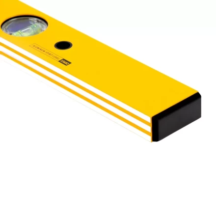 Уровень алюминиевый, 800 мм, фрезерованный, 3 глазка Denzel 33682 купить в Надыме