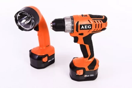 Аккумуляторная дрель AEG BS 12 G2 NC-142 CF 443769 купить в Надыме