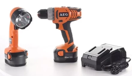 Аккумуляторная дрель AEG BS 12 G2 NC-142 CF 443769 купить в Надыме