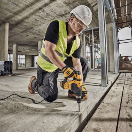 Перфоратор  D25333 K SDS-plus DeWalt купить в Надыме