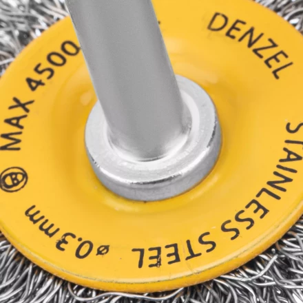 Щетка для дрели, 50 мм, Плоская, со шпилькой, нержавеющая витая проволока Denzel 744623 купить в Надыме