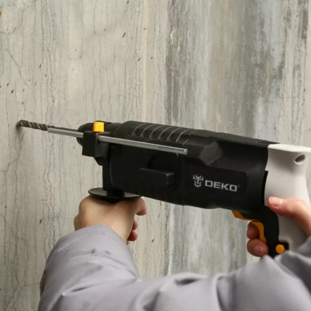 Перфоратор DKH650W DEKO, 063-4110, в кейсе купить в Надыме