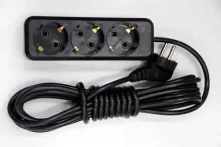 Удлинитель бытовой 3,0м 3роз. ЭНКОР 1/30 У16-00 69571 купить в Надыме