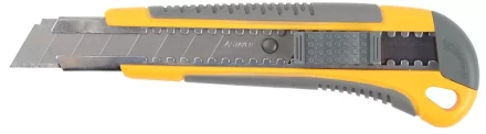 Нож STAYER "MASTER" с выдвижным сегмент. лезвием, пластмассовый, 18мм 0916 купить в Надыме