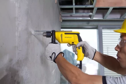 Дрель ударная Stanley SDH700 C купить в Надыме
