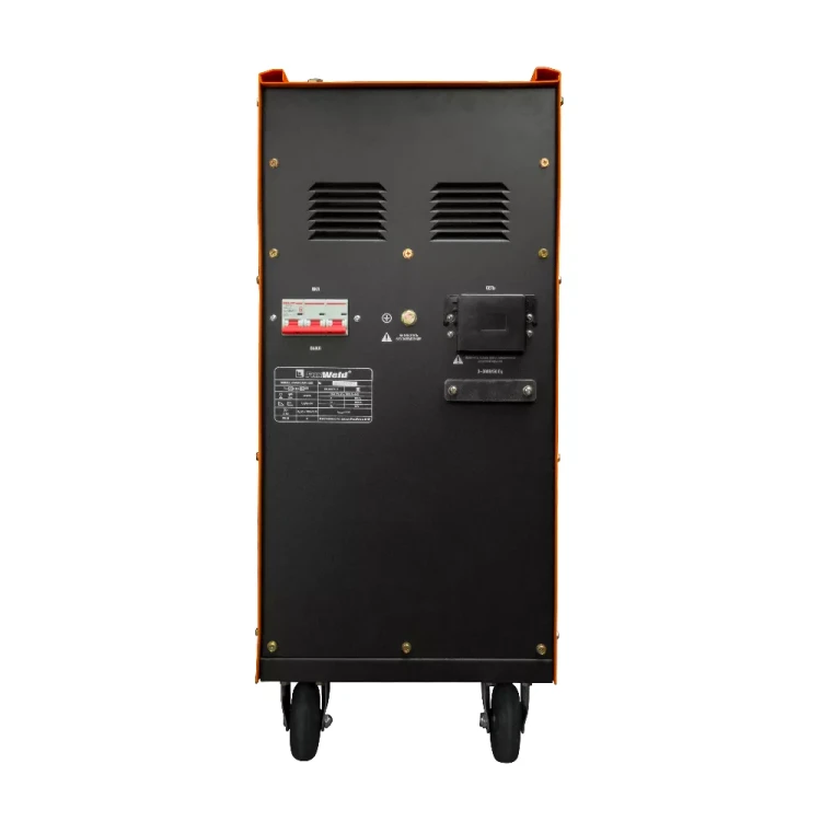 Инверторный сварочный аппарат FoxWeld Inversaw 1000 с трактором купить в Надыме