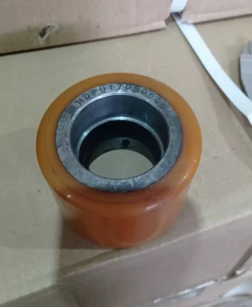 Колесо 80х60 для штабелера ES 1002958 купить в Надыме