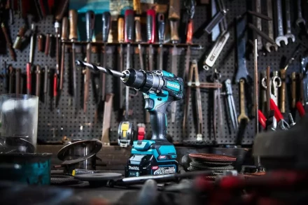 Ударная дрель-шуруповерт XGT Makita HP001GD201 купить в Надыме