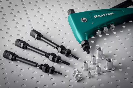 Резьбовая насадка для заклепочника KRAFTOOL 31180-M5 купить в Надыме