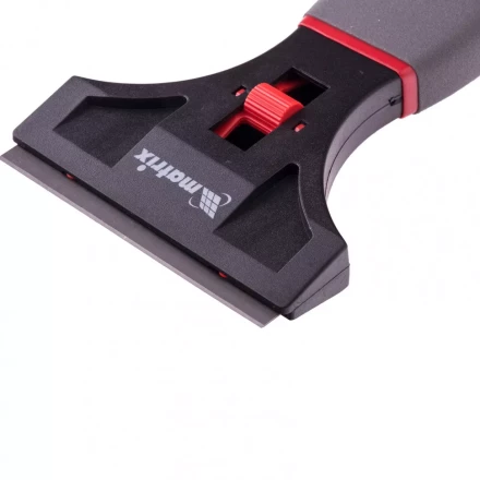 Скребок с обрезиненной рукояткой выдвижное сменное лезвие Matrix 79548 купить в Надыме