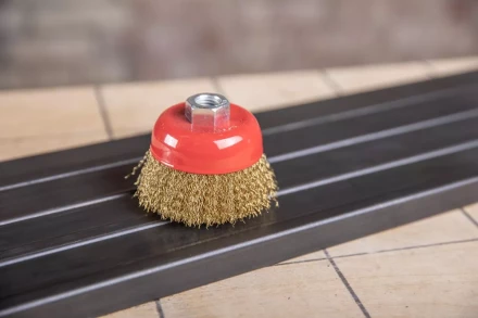 Кордщетка HAMMER чаша 85мм для УШМ гофрированная латунированная сталь (207-103) купить в Надыме