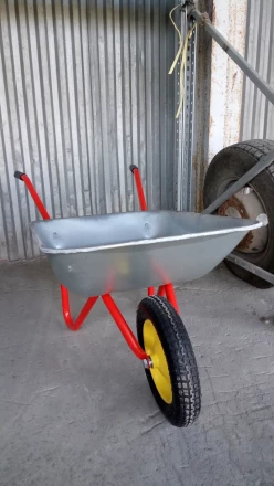 Тачка садовая грузоподъемность 90 кг объем 65 л Россия 68967 купить в Надыме