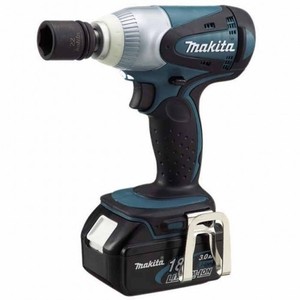 Аккумуляторный ударный гайковерт Makita BTW251RFE купить в Надыме