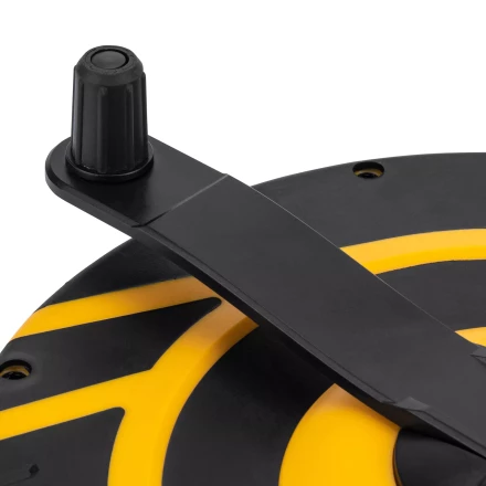 Рулетка геодезическая 50 м х 15 мм  Denzel 31292, закрытый корпус, фиберглассовая лента купить в Надыме