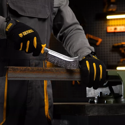 Щетка металлическая с пластмассовой ручкой, нержавеющая проволока Denzel 748287 купить в Надыме