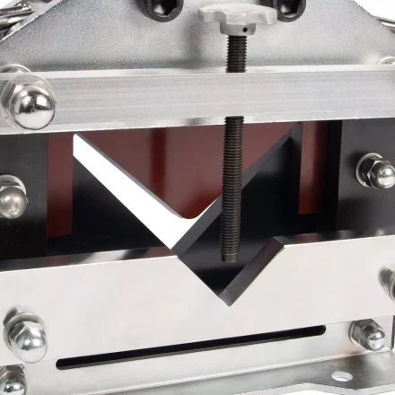 Уголкорез гидравлический КВТ УР-110 для уголков до 110х110х8 мм (89258) купить в Надыме