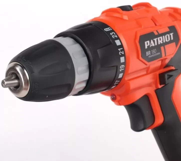 Дрель-шуруповерт аккумуляторная PATRIOT BR 180 в кейсе купить в Надыме