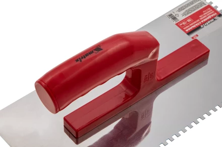 Гладилка из нержавеющей стали, 280 х 130 мм, зеркальная полировка, пластмассовая ручка, зуб 4 х 4 мм Matrix 86780 купить в Надыме