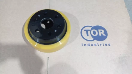 Колесо ведущее 250х80 для штабелера CDDK20 1025436 купить в Надыме