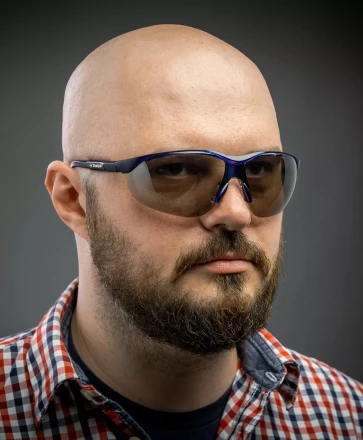 ЗУБР ПРОГРЕСС, открытого типа, серые, стекло устойчивое к царапинам и запотеванию, защитные очки, Профессионал (110323) купить в Надыме