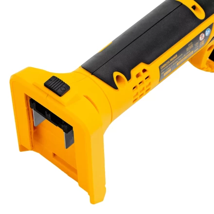 Секатор аккумуляторный Denzel CP-30-0, 18В Li-Ion 59436 купить в Надыме