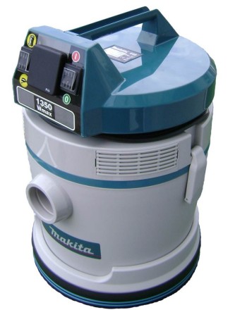 Пылесос Makita 448+6 мешков (сухая и влажная уборка) купить в Надыме