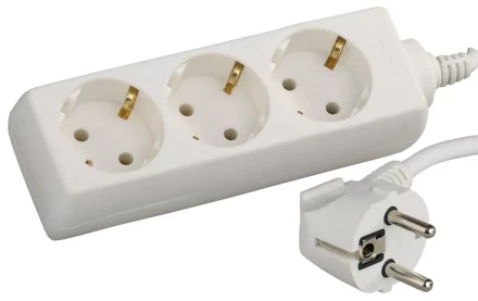 Удлинитель СВЕТОЗАР электрический с заземлением, евро, 3 гнезда, 3м SV-55033-3 купить в Надыме