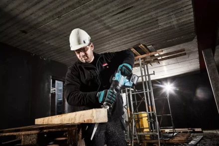 Аккумуляторная сабельная пила Makita XGT JR001GZ (без АКБ и ЗУ) купить в Надыме