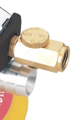 Пневмошлифмашина орбитальная Fubag SR 150 CV с пылеотводом c набором купить в Надыме